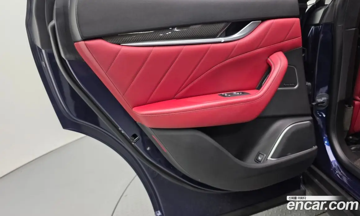 Maserati Levante 2019 3.0 автомат (гидро), фото 15 Maserati Levante 2019 3.0 автомат (гидро), фото 15