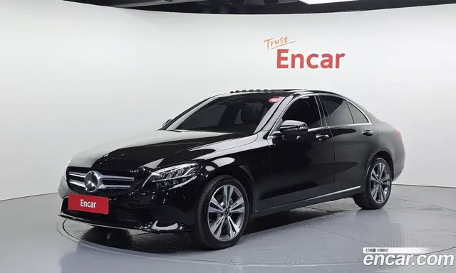 Mercedes-Benz C-Class, 2020, 81 302 км