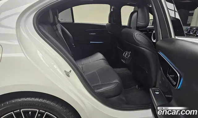 Mercedes-Benz C-Class 2022 2.0 автомат (гидро), миниатюра 12
