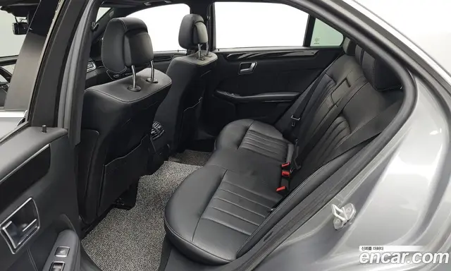 Mercedes-Benz E-Class 2014 3.5 автомат (гидро), миниатюра 11 Mercedes-Benz E-Class 2014 3.5 автомат (гидро), миниатюра 11