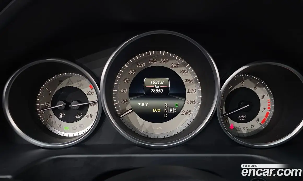 Mercedes-Benz E-Class 2014 3.5 автомат (гидро), фото 7 Mercedes-Benz E-Class 2014 3.5 автомат (гидро), фото 7