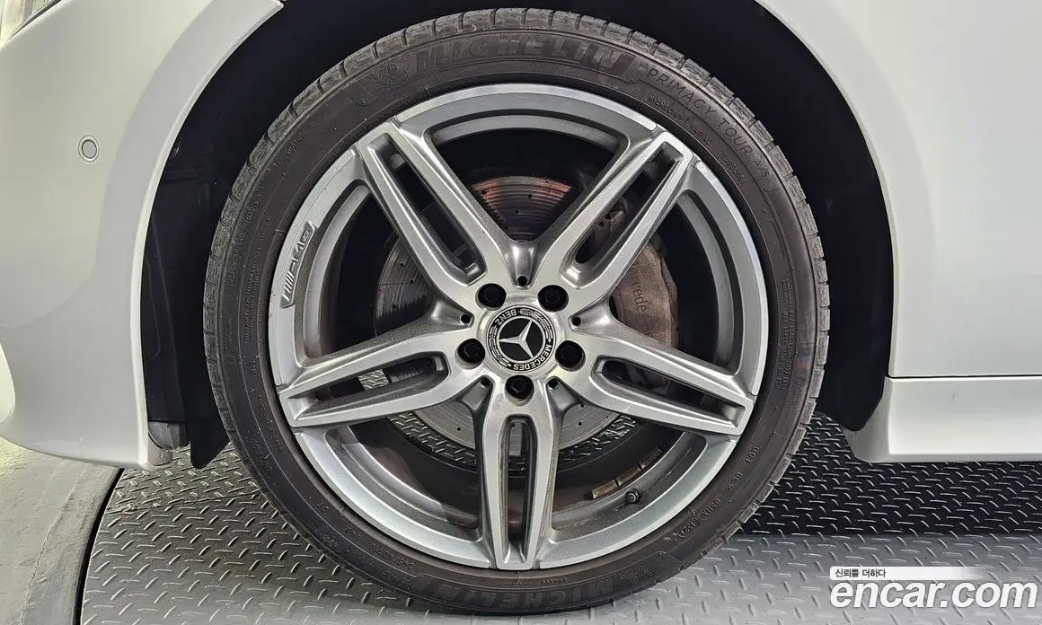Mercedes-Benz E-Class 2017 1.9 автомат (гидро), фото 5