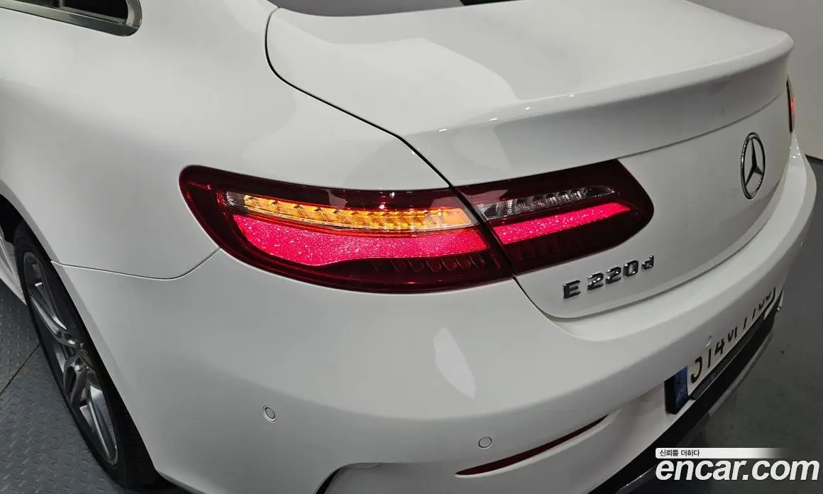 Mercedes-Benz E-Class 2017 1.9 автомат (гидро), фото 9