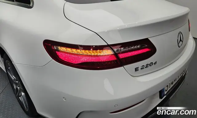 Mercedes-Benz E-Class 2017 1.9 автомат (гидро), миниатюра 9
