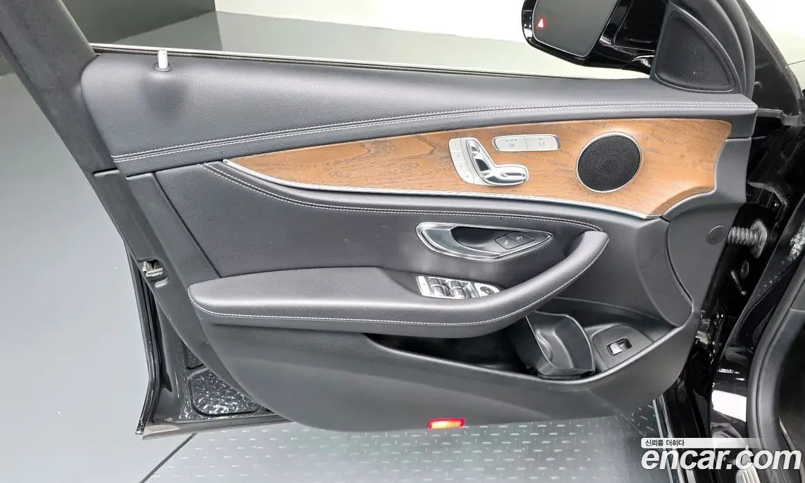 Mercedes-Benz E-Class 2017 1.9 автомат (гидро), фото 14