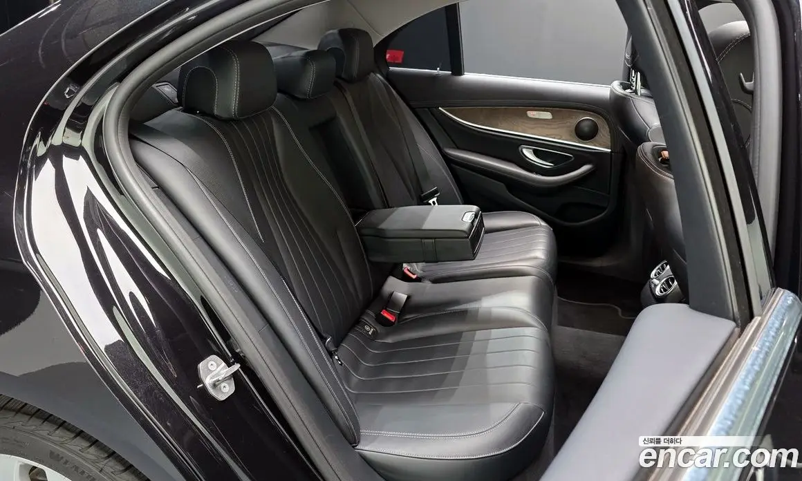Mercedes-Benz E-Class 2017 1.9 автомат (гидро), фото 17