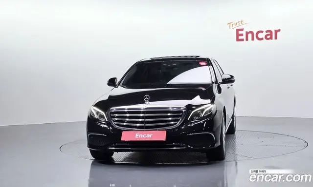 Mercedes-Benz E-Class 2017 1.9 автомат (гидро), миниатюра 3