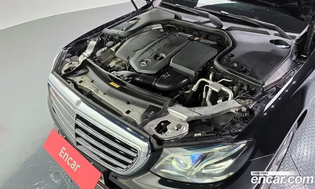 Mercedes-Benz E-Class 2017 1.9 автомат (гидро), миниатюра 6