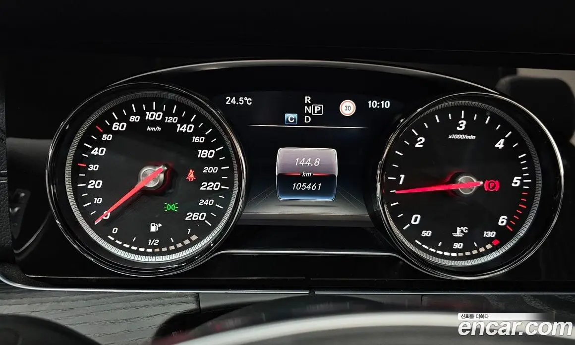Mercedes-Benz E-Class 2018 1.9 автомат (гидро), фото 11 Mercedes-Benz E-Class 2018 1.9 автомат (гидро), фото 11