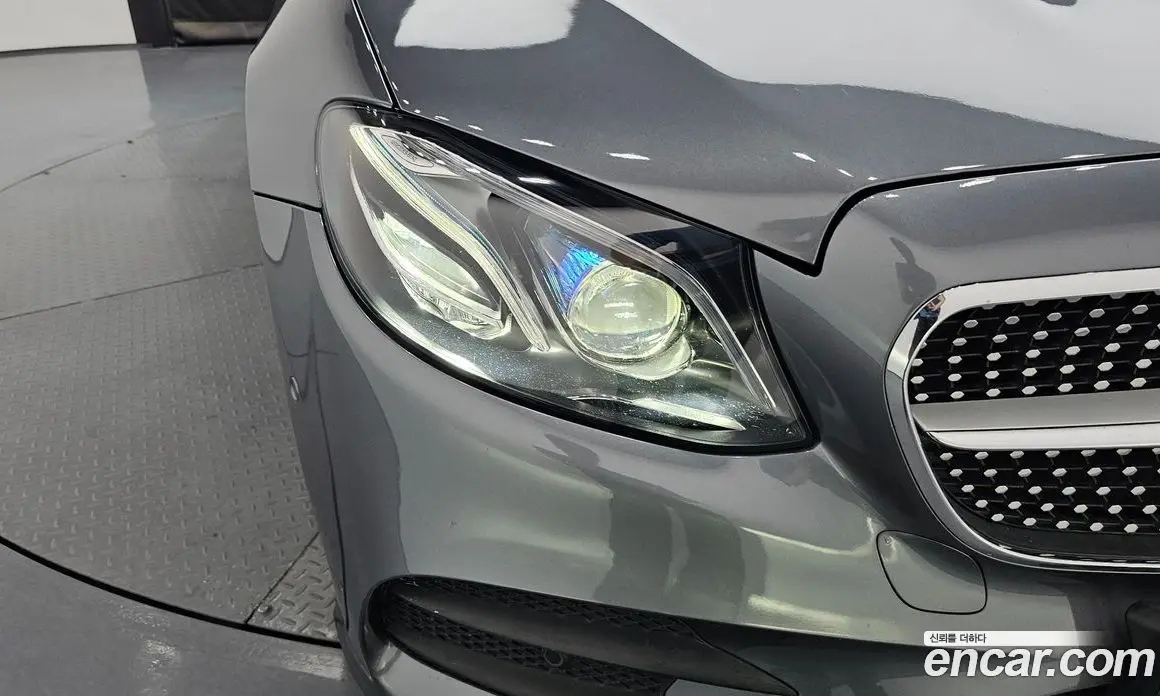 Mercedes-Benz E-Class 2018 1.9 автомат (гидро), фото 8 Mercedes-Benz E-Class 2018 1.9 автомат (гидро), фото 8