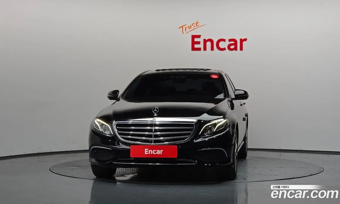 Mercedes-Benz E-Class 2018 2.0 автомат (гидро), фото 3