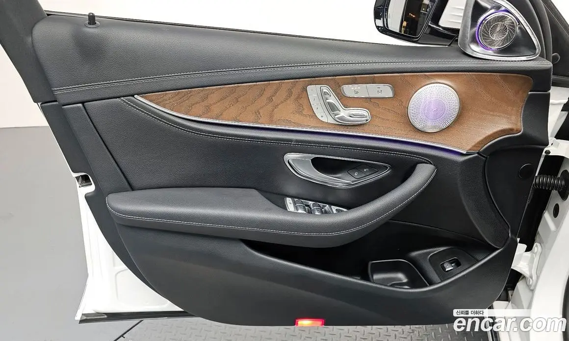 Mercedes-Benz E-Class 2020 1.9 автомат (гидро), фото 14