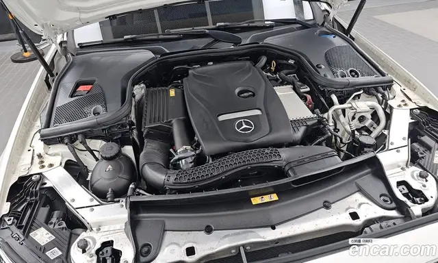Mercedes-Benz E-Class 2022 2.0 автомат (гидро), миниатюра 6 Mercedes-Benz E-Class 2022 2.0 автомат (гидро), миниатюра 6