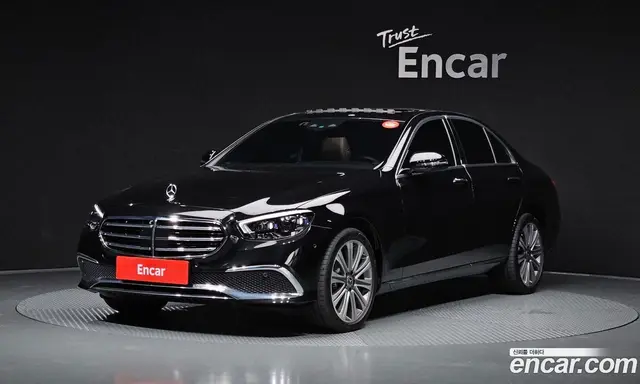 Mercedes-Benz E-Class, 2023, 40 478 км