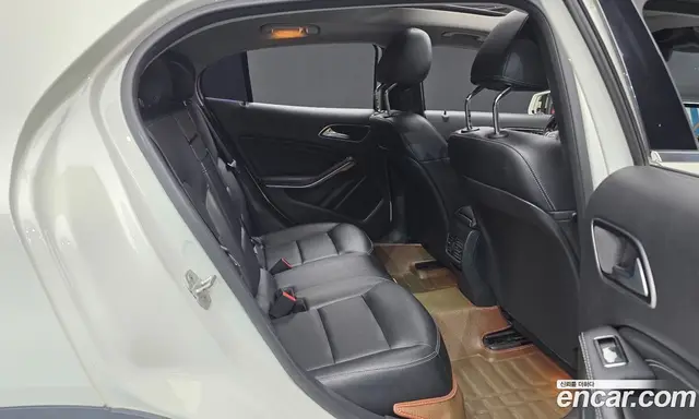 Mercedes-Benz GLA-Class 2016 2.1 автомат (гидро), миниатюра 12