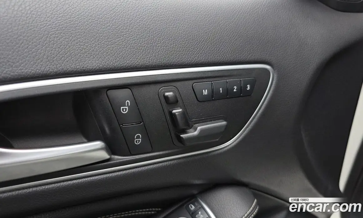 Mercedes-Benz GLA-Class 2016 2.1 автомат (гидро), фото 18 Mercedes-Benz GLA-Class 2016 2.1 автомат (гидро), фото 18
