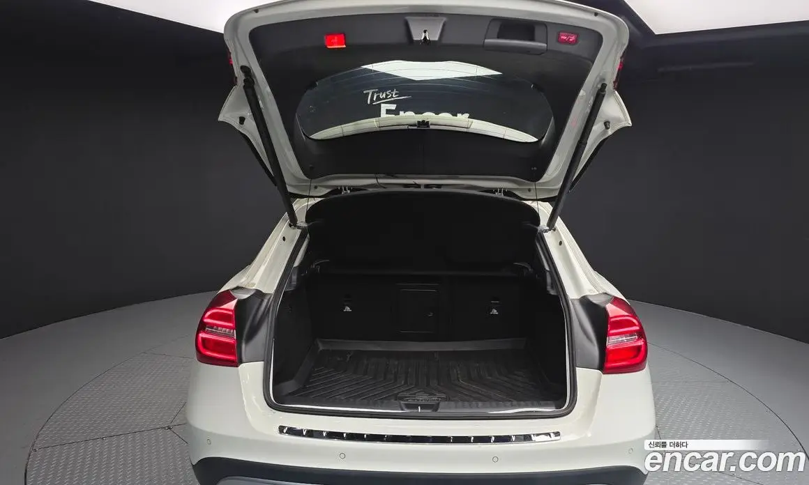 Mercedes-Benz GLA-Class 2016 2.1 автомат (гидро), фото 20 Mercedes-Benz GLA-Class 2016 2.1 автомат (гидро), фото 20