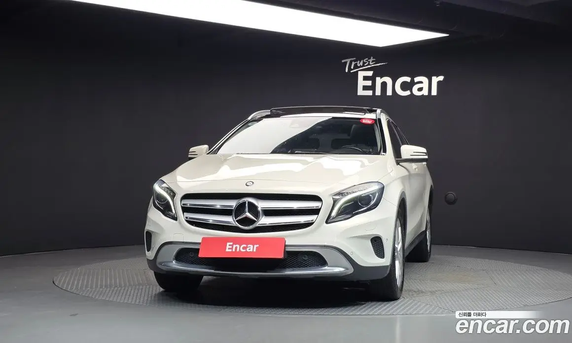 Mercedes-Benz GLA-Class 2016 2.1 автомат (гидро), фото 3 Mercedes-Benz GLA-Class 2016 2.1 автомат (гидро), фото 3