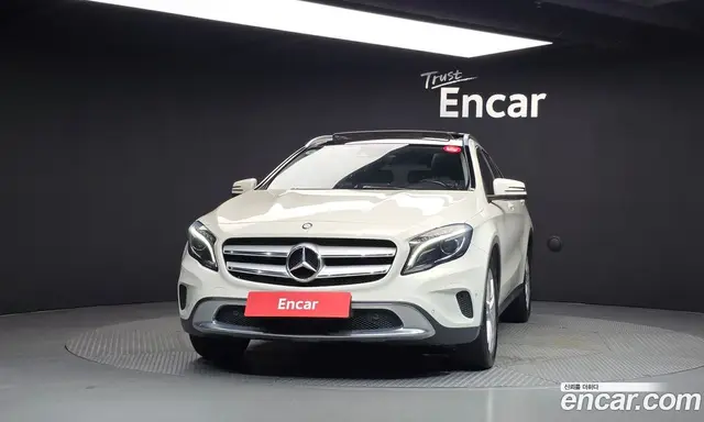 Mercedes-Benz GLA-Class 2016 2.1 автомат (гидро), миниатюра 3 Mercedes-Benz GLA-Class 2016 2.1 автомат (гидро), миниатюра 3