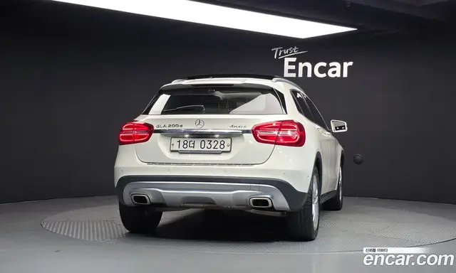 Mercedes-Benz GLA-Class 2016 2.1 автомат (гидро), миниатюра 4 Mercedes-Benz GLA-Class 2016 2.1 автомат (гидро), миниатюра 4