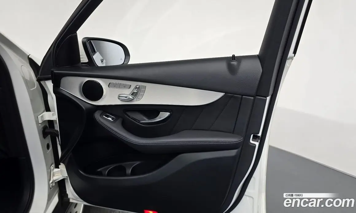 Mercedes-Benz GLC-Class 2020 2.0 автомат (гидро), фото 14 Mercedes-Benz GLC-Class 2020 2.0 автомат (гидро), фото 14