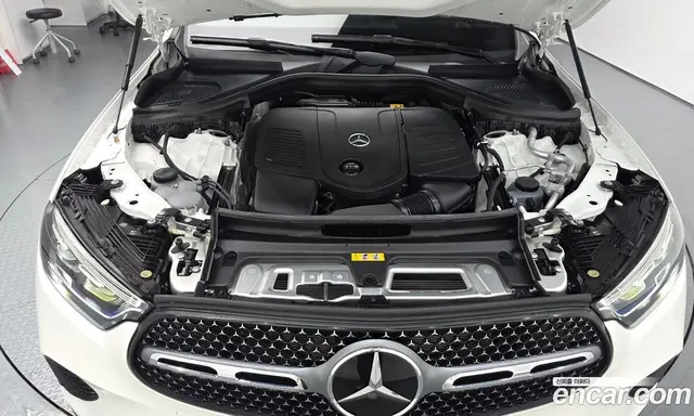 Mercedes-Benz GLC-Class 2024 2.0 автомат (гидро), миниатюра 5 Mercedes-Benz GLC-Class 2024 2.0 автомат (гидро), миниатюра 5