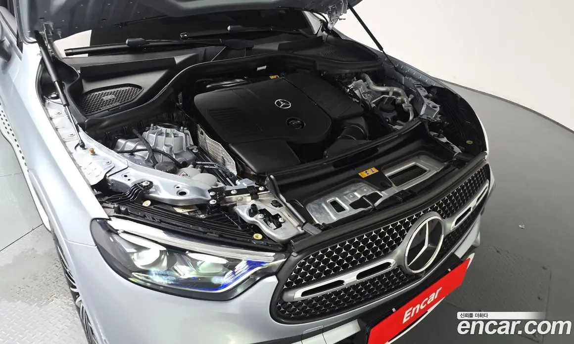 Mercedes-Benz GLC-Class 2025 2.0 автомат (гидро), фото 5