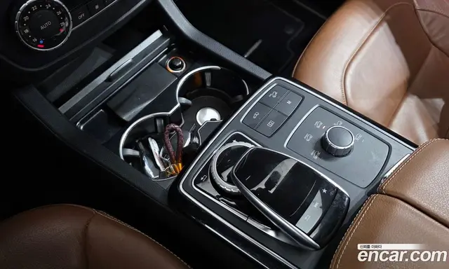 Mercedes-Benz GLE-Class 2018 3.0 автомат (гидро), миниатюра 11