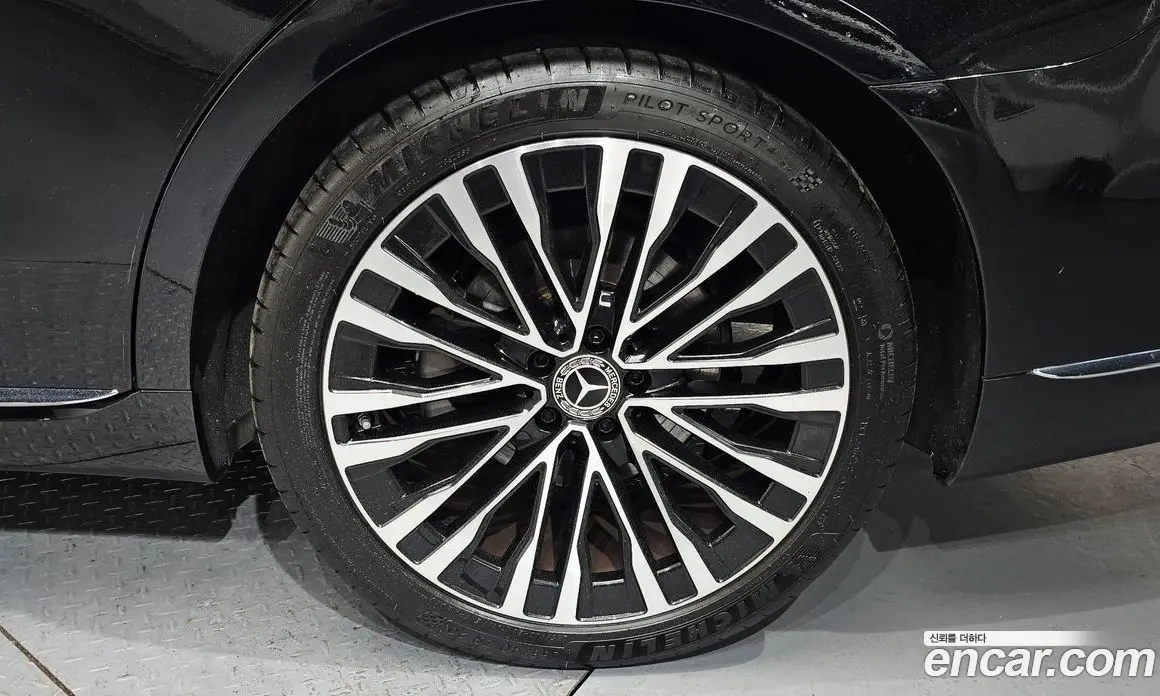 Mercedes-Benz S-Class 2022 3.0 автомат (гидро), фото 7 Mercedes-Benz S-Class 2022 3.0 автомат (гидро), фото 7