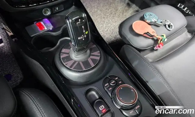 Mini Clubman 2018 2.0 автомат (гидро), миниатюра 12