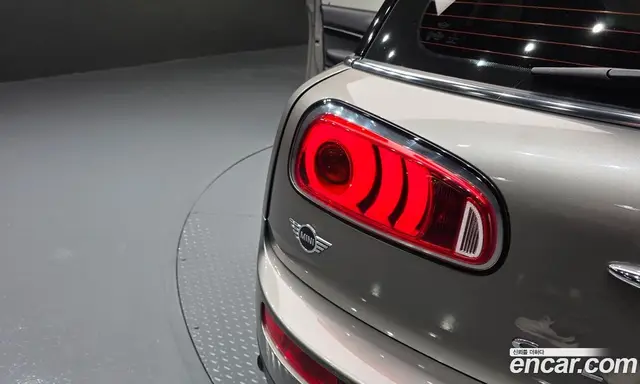 Mini Clubman 2018 2.0 автомат (гидро), миниатюра 9
