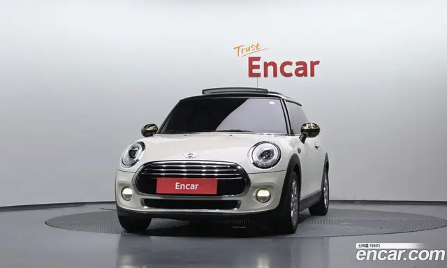 Mini Cooper 2016 1.5 автомат (гидро), миниатюра 2 Mini Cooper 2016 1.5 автомат (гидро), миниатюра 2