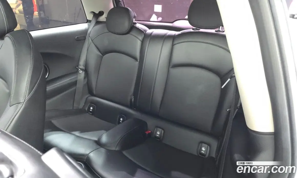 Mini Cooper 2016 1.5 автомат (гидро), фото 15 Mini Cooper 2016 1.5 автомат (гидро), фото 15