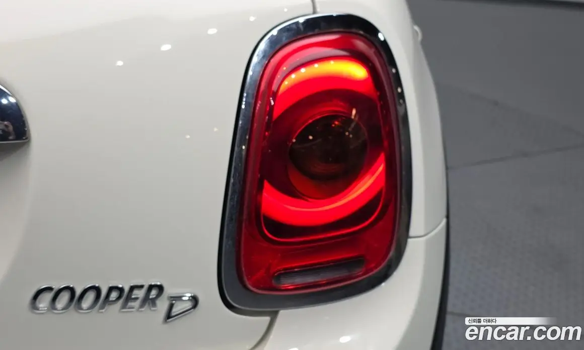 Mini Cooper 2016 1.5 автомат (гидро), фото 8 Mini Cooper 2016 1.5 автомат (гидро), фото 8