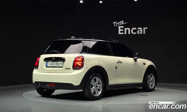 Mini Cooper 2019 1.5 автомат (гидро), миниатюра 2