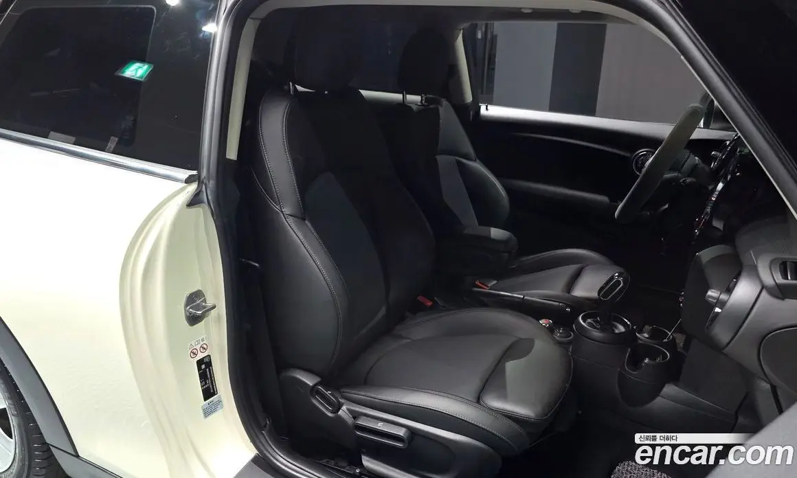 Mini Cooper 2019 1.5 автомат (гидро), фото 18