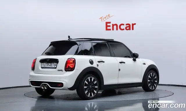 Mini Cooper 2020 2.0 автомат (гидро), миниатюра 2