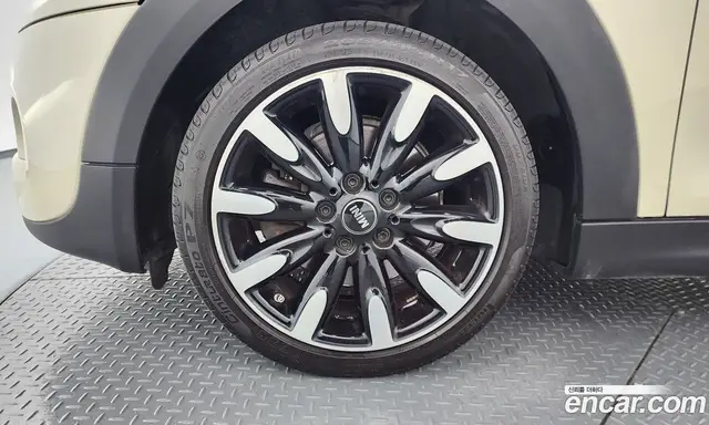 Mini Cooper 2020 2.0 автомат (гидро), миниатюра 5