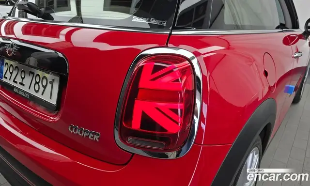 Mini Cooper 2022 1.5 автомат (гидро), миниатюра 9