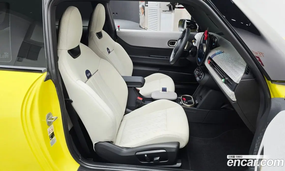 Mini Cooper 2025 2.0 автомат (гидро), фото 16 Mini Cooper 2025 2.0 автомат (гидро), фото 16