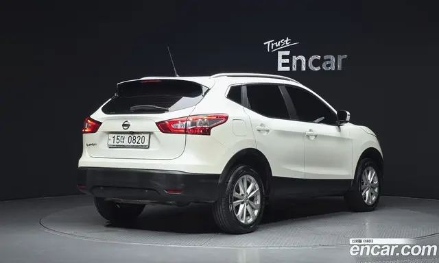 Nissan Qashqai 2015 1.6 автомат (гидро), миниатюра 2