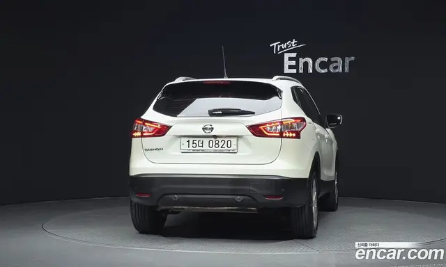 Nissan Qashqai 2015 1.6 автомат (гидро), миниатюра 4