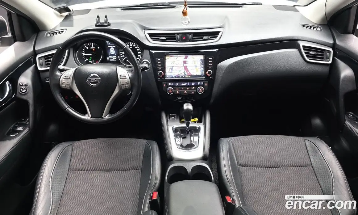 Nissan Qashqai 2015 1.6 автомат (гидро), фото 7