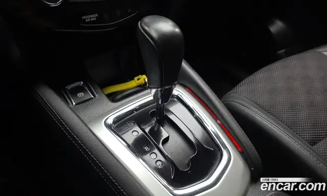 Nissan Qashqai 2015 1.6 автомат (гидро), миниатюра 9