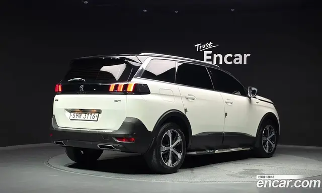 Peugeot 5008 2017 2.0 автомат (гидро), миниатюра 2 Peugeot 5008 2017 2.0 автомат (гидро), миниатюра 2
