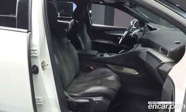 Peugeot 5008 2017 2.0 автомат (гидро), миниатюра 11 Peugeot 5008 2017 2.0 автомат (гидро), миниатюра 11