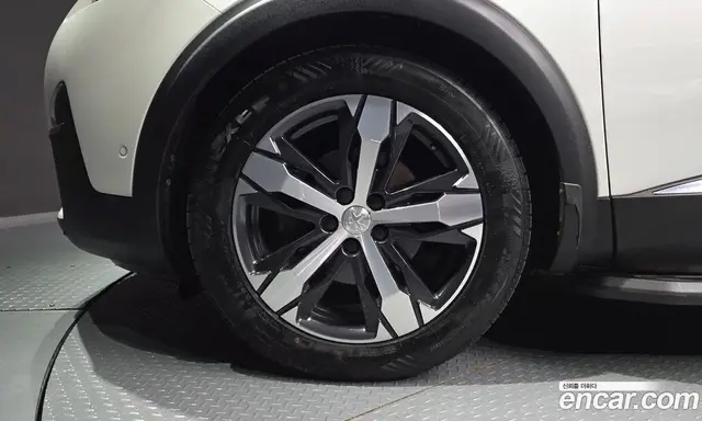 Peugeot 5008 2017 2.0 автомат (гидро), миниатюра 5 Peugeot 5008 2017 2.0 автомат (гидро), миниатюра 5