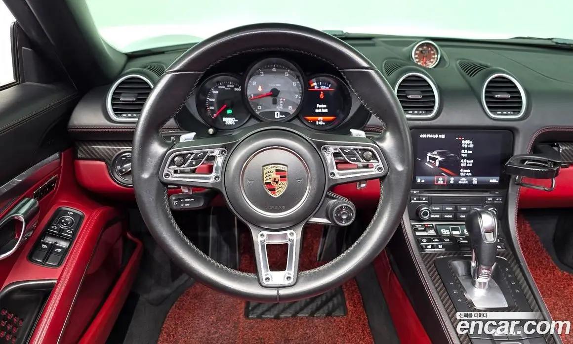 Porsche 718 2017 2.5 автомат (гидро), фото 18 Porsche 718 2017 2.5 автомат (гидро), фото 18