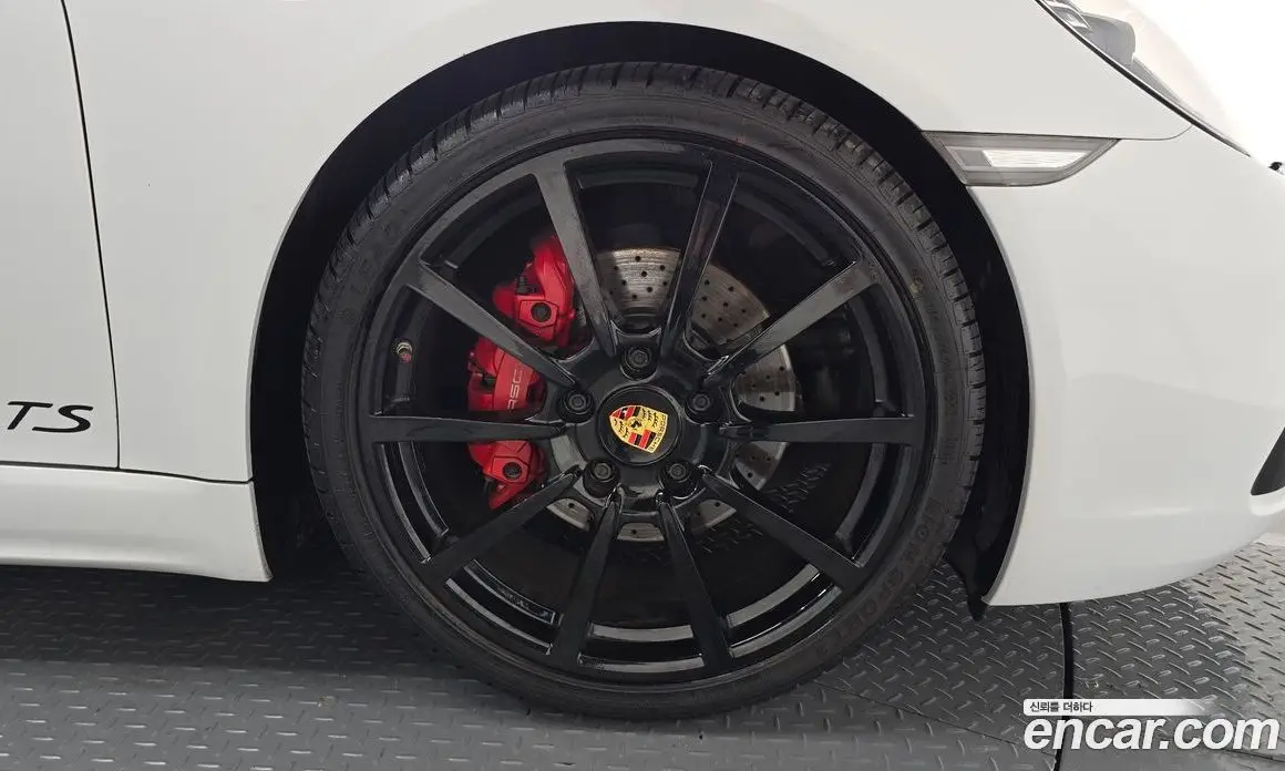 Porsche 718 2017 2.5 автомат (гидро), фото 6 Porsche 718 2017 2.5 автомат (гидро), фото 6