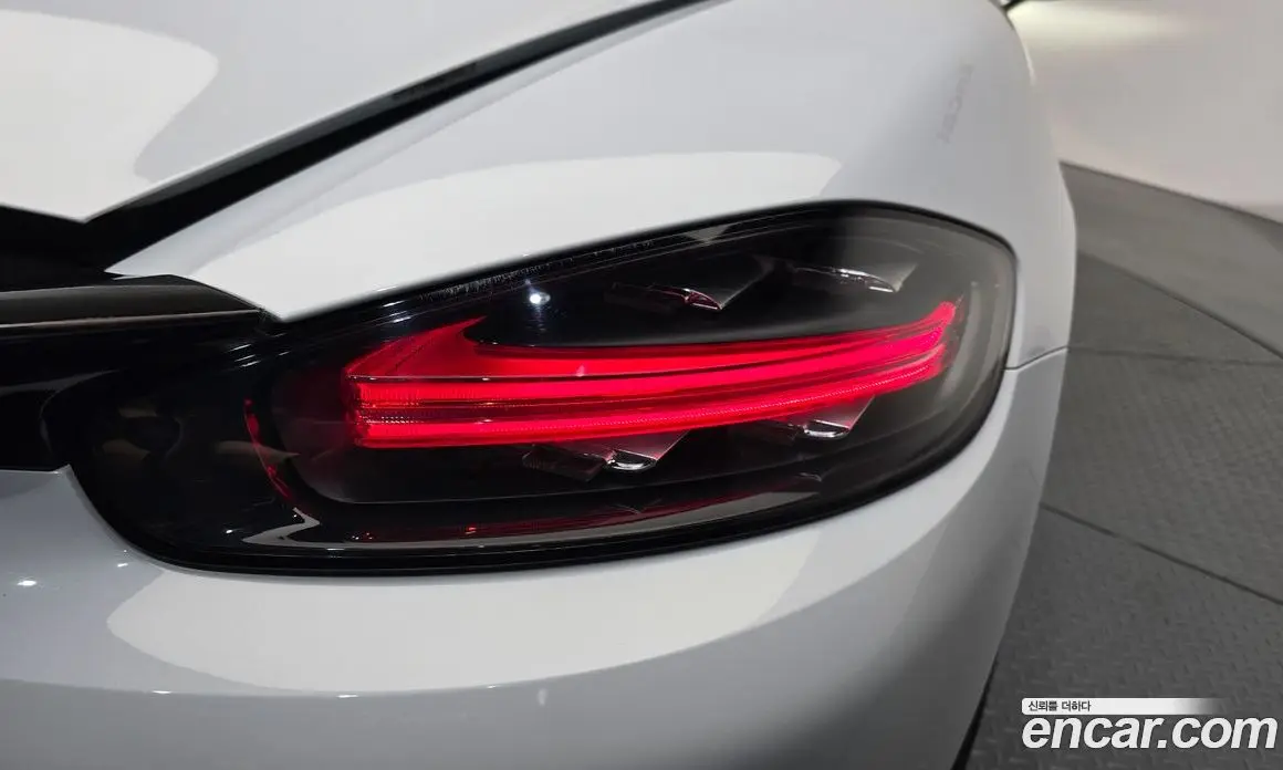 Porsche 718 2017 2.5 автомат (гидро), фото 8 Porsche 718 2017 2.5 автомат (гидро), фото 8